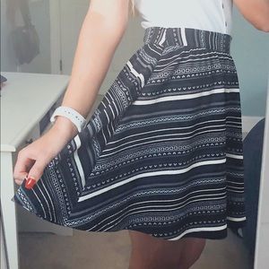 Adorable Patterned Black & White Skirt